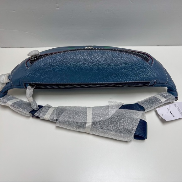 Coach X Peanuts Warren Belt Bag With Snoopy Motif - Picture 3 of 7